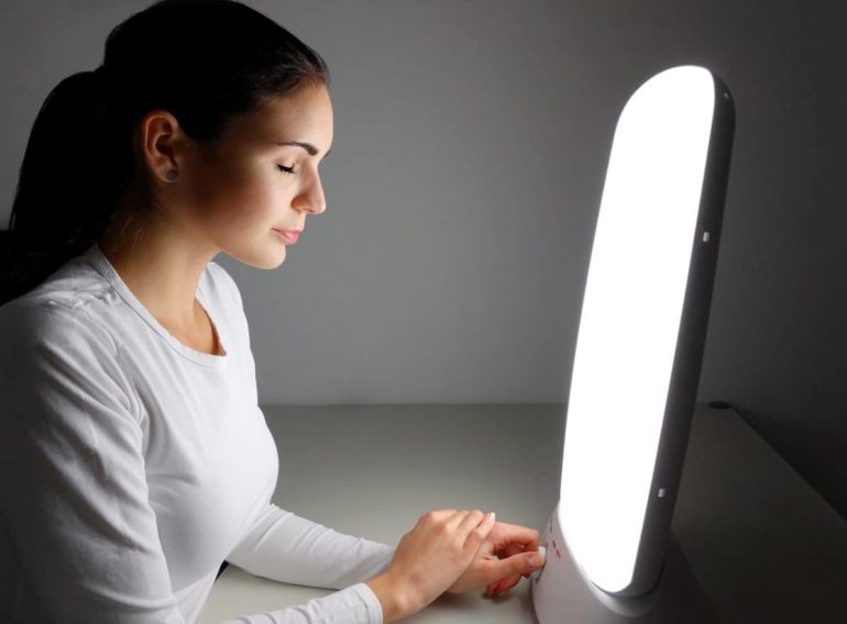 do-sad-lamps-work-here-s-how-light-therapy-lamps-help-tips-to-choose